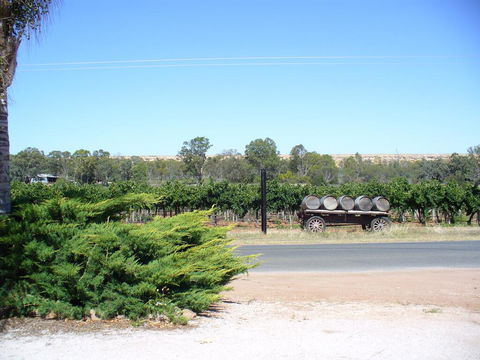 Salter Station. Blanchetown. South Australia - Accommodation Directory 3