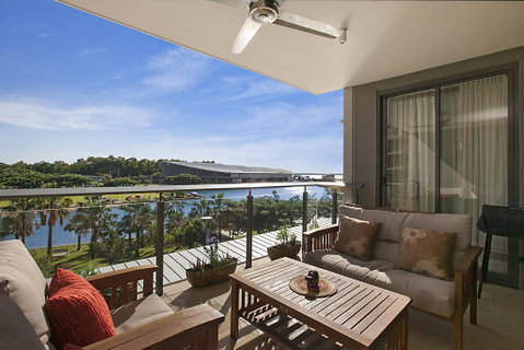 Saltwater Suites - 1,2 & 3 Bed Waterfront Apartments - Accommodation Directory 2