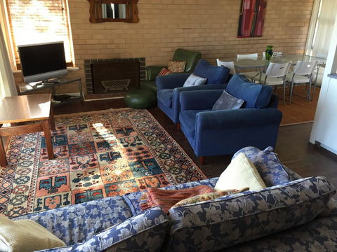 Sand N Sun Beach House - Accommodation Directory 0