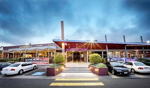 Sandown Park Hotel Noble Park - Accommodation Directory 0