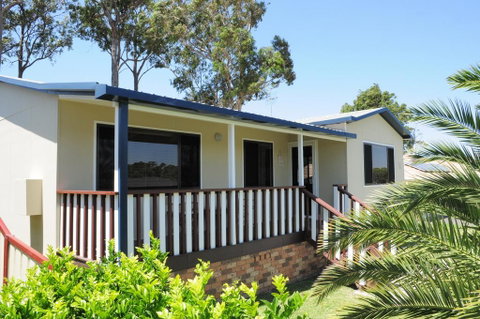 Sandy Feet Getaway - Accommodation Directory 0