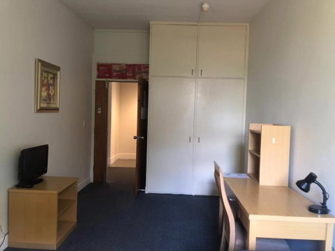 Sav - Accommodation Directory 0