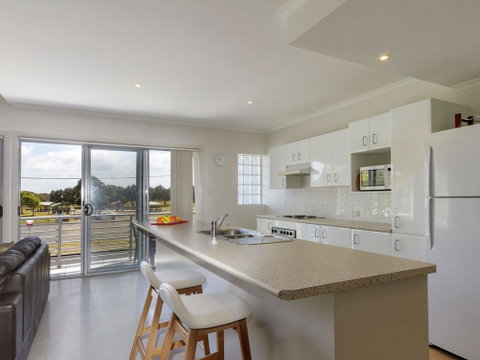 Seachange Apartment 2 - Accommodation Directory 2
