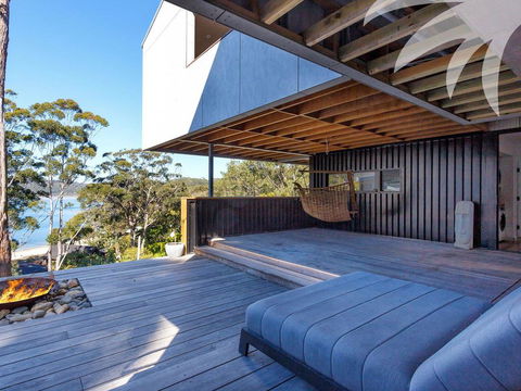 Seashells Lakeside Holiday Perfection - Accommodation Directory 0