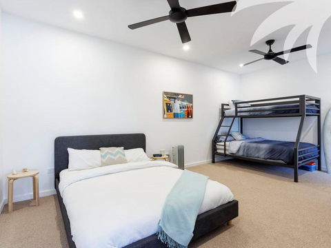 Seashells Lakeside Holiday Perfection - Accommodation Directory 1