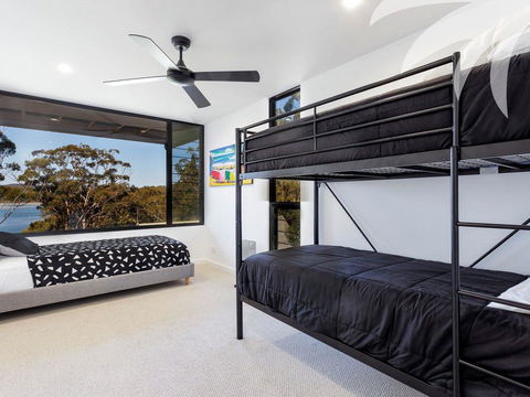 Seashells Lakeside Holiday Perfection - Accommodation Directory 2