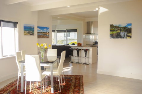 Seaside Retreat - Accommodation Directory 0