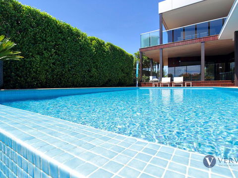 Seaview - Stunning Bay Views! - Accommodation Directory 0