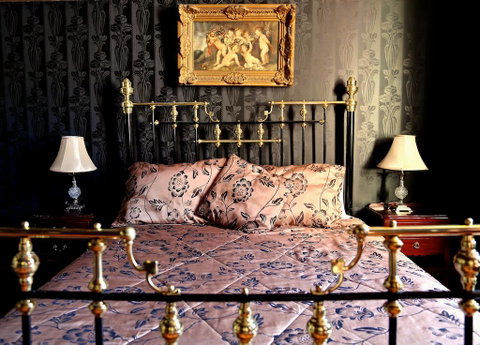 Shakespeare Hotel - Accommodation Directory 1
