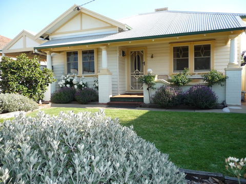 Shepp Central Apartment - Accommodation Directory 0