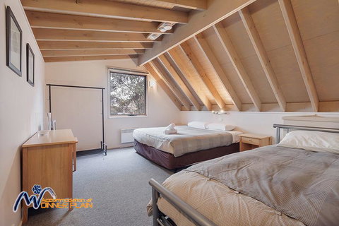 Shiraz - Accommodation Directory 2