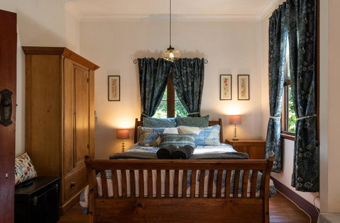 Sidneys Retreat - Accommodation Directory 1