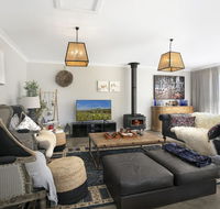 Silky Oak Villa - spacious  beautifully decorated - Accommodation Directory