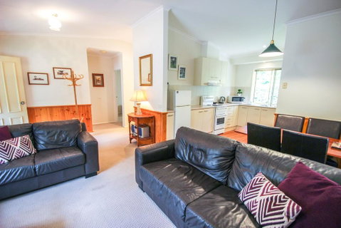 Silver Birches Holiday Unit 2 - Accommodation Directory 0