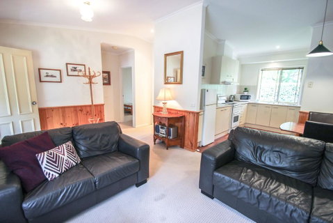 Silver Birches Holiday Unit 2 - Accommodation Directory 1