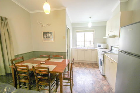 Silver Birches Holiday Unit 6 - Accommodation Directory 3