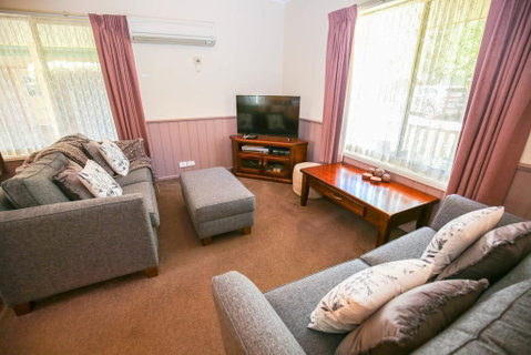 Silver Birches Holiday Unit 7 - Accommodation Directory 2
