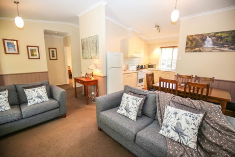 Silver Birches Holiday Unit 7 - Accommodation Directory 0