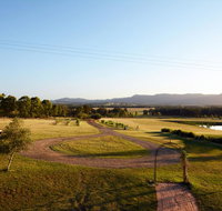 Silver Springs 4br Cottage with Wifi Views Olives and Space . Fireplace Views Olives and Space - Accommodation Directory