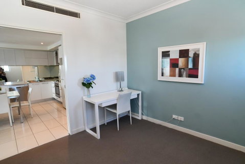 Silvershore Apartments On The Broadwater - Accommodation Directory 2