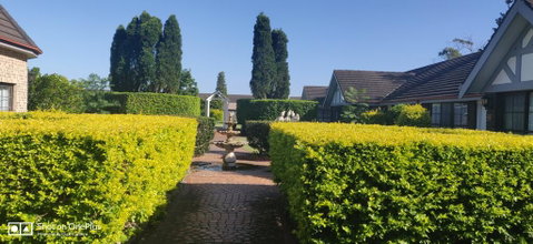 Sir Francis Drake - Accommodation Directory 3