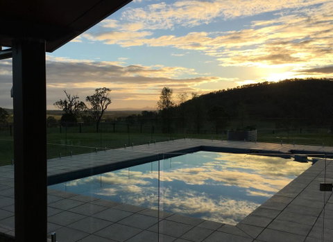 Skyline Farm House - Accommodation Directory 2