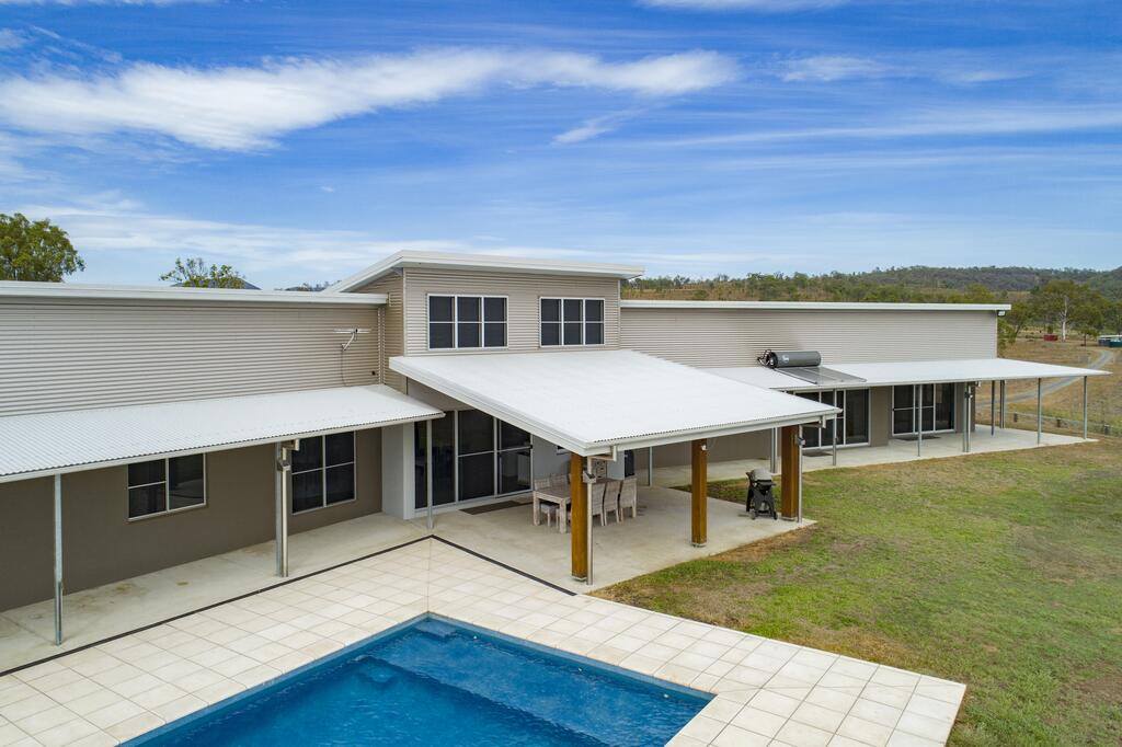 Calvert QLD Accommodation Directory