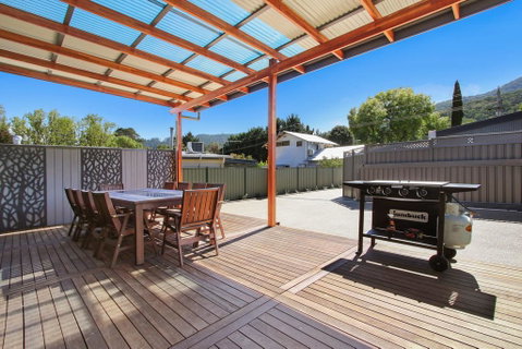 Snowgum Bright Retreat - 2 - Accommodation Directory 3