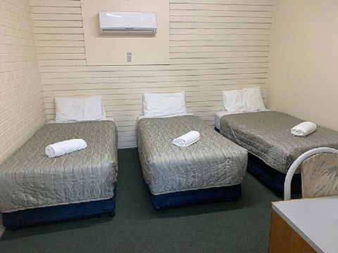 Solomon Inn Wollongong - Accommodation Directory 0
