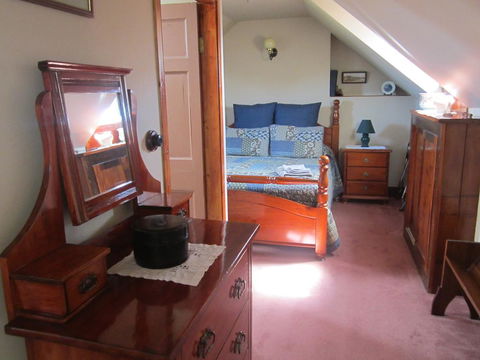 Sorell Barracks - Accommodation Directory 2