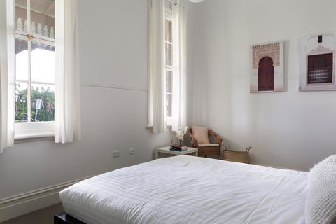 Spacious 2-bed, 2-bath Home With Parking And Balcony - Accommodation Directory 2