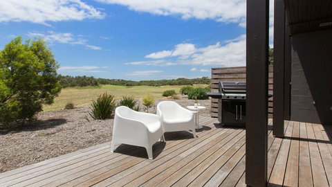 ST ANDREWS BEACH APARTMENT 4.01 - Accommodation Directory 1