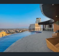 Stay in Style-Luxury CBD Apartment - Accommodation Directory