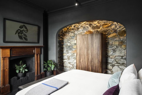 Stillwater Seven - Accommodation Directory 2