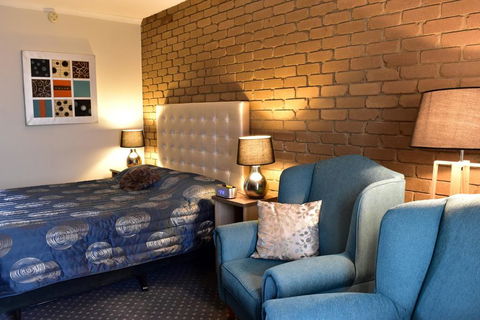 Strzelecki Motor Lodge - Accommodation Directory 1