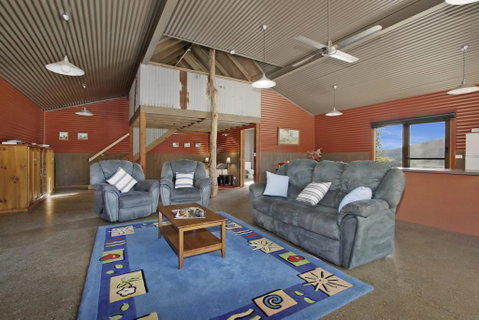Studio @ Quins Gap Retreat - Accommodation Directory 1