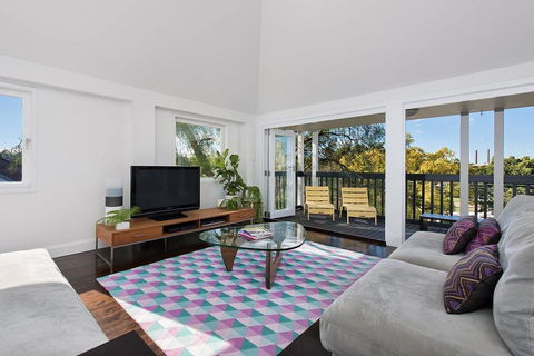 Stunning Architectural Family House In Rozelle - Accommodation Directory 1