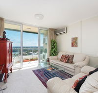 Stunning Harbour View Home - Accommodation Directory