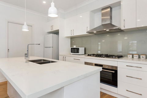 Style, Comfort And Convenience - Accommodation Directory 2