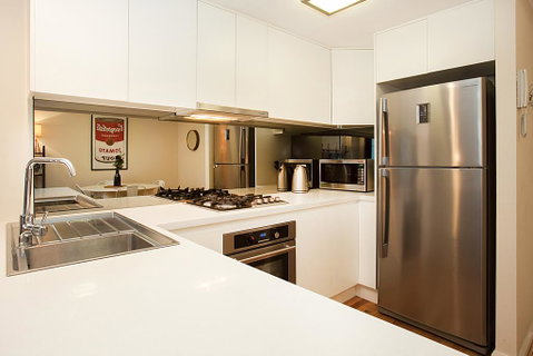 Stylish Loft Steps From City In Best Neighbourhood - Accommodation Directory 2