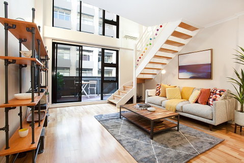 Stylish Loft Steps From City In Best Neighbourhood - Accommodation Directory 0