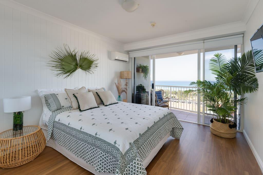 Broadbeach QLD Accommodation Directory