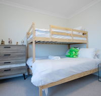 StylishTownhouseNarre Warren/TrainStation/SC - Accommodation Directory