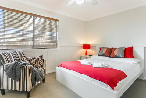 Sunflower Cottage - Accommodation Directory 3