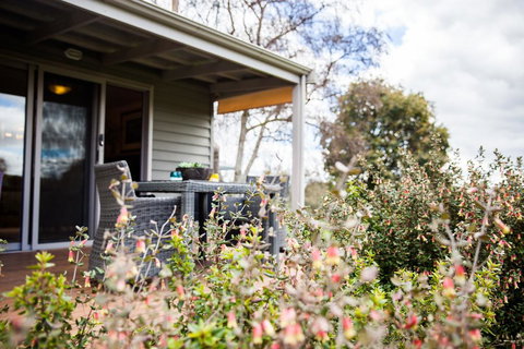 Sunnyside Cottage - Accommodation Directory 2