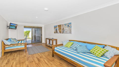 Sunrise Reef - Unit 6 Lennox Head - Accommodation Directory 2
