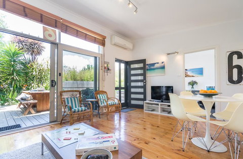 Sunset Over Sea Rosebud McCrae - Accommodation Directory 1