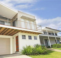 Surf Mist - contemporary seaside duplex - Accommodation Directory