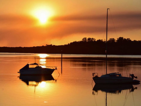 Surfs Up - Accommodation Directory 3