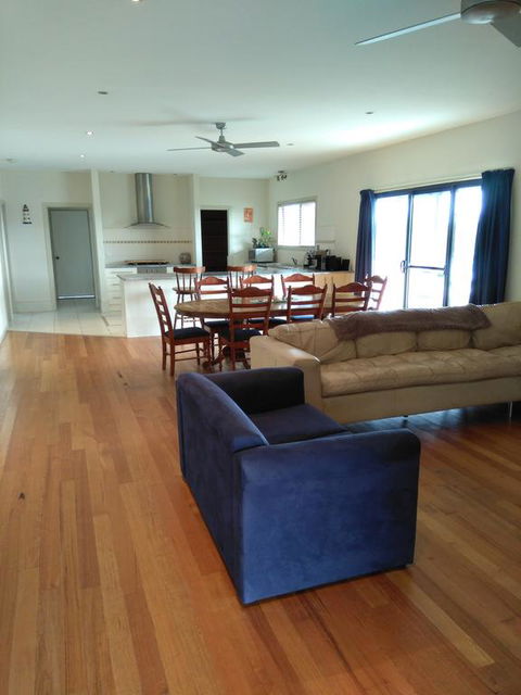Symuya - Accommodation Directory 2